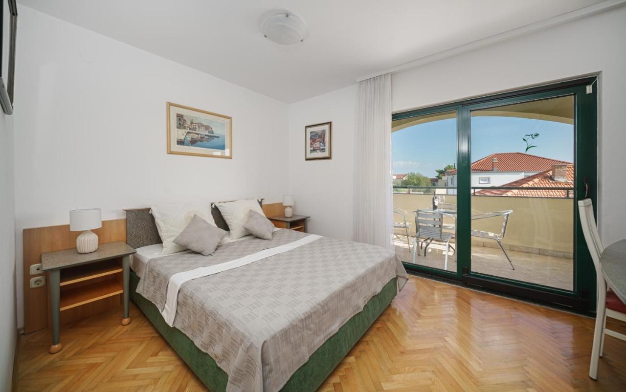 Villa David Vodice Exteriér fotografie